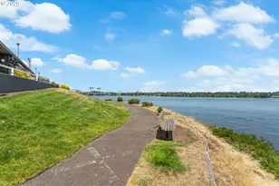 118 N Hayden Bay Dr, Portland, OR 97217 - Photo 41
