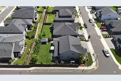 12311 NE 57th Ave, Vancouver, WA 98686 - Photo 3