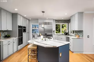 19042 35th Pl, Lake Oswego, OR 97034 - Photo 11