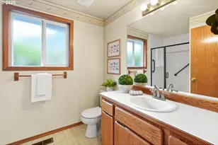 462 NE 24th Ave, Hillsboro, OR 97124 - Photo 21