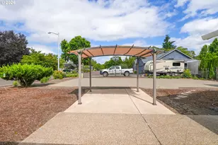 462 NE 24th Ave, Hillsboro, OR 97124 - Photo 31