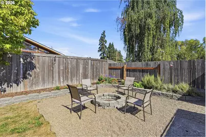 792 SE Cedar St, Dundee, OR 97115 - Photo 31