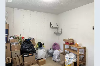 2385 19th St, Florence, OR 97439 - Photo 27