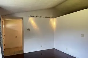 2385 19th St, Florence, OR 97439 - Photo 7