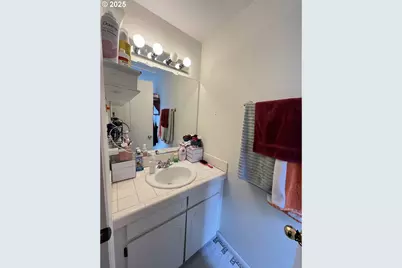 2385 19th St, Florence, OR 97439 - Photo 31