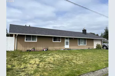 2385 19th St, Florence, OR 97439 - Photo 3