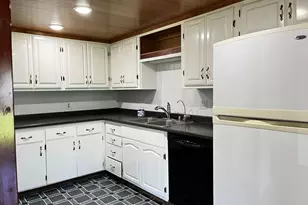 2385 19th St, Florence, OR 97439 - Photo 15