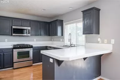 42098 NW Broadshire Ln, Banks, OR 97106 - Photo 9