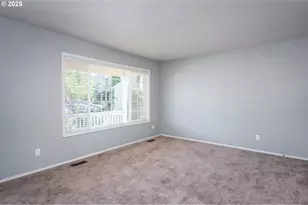 42098 NW Broadshire Ln, Banks, OR 97106 - Photo 5