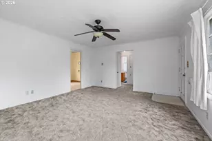 6818 SE 67th Ave, Portland, OR 97206 - Photo 9