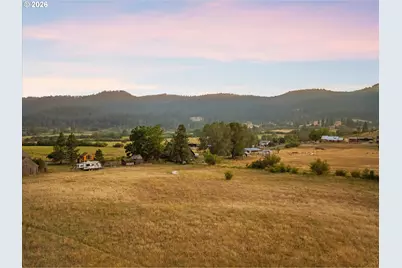 36243 Valley View Ln, Halfway, OR 97834 - Photo 15