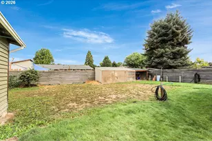 4054 Bartlett Dr, Hood River, OR 97031 - Photo 17