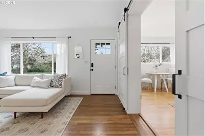 6621 SE Carlton St, Portland, OR 97206 - Photo 3