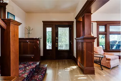 2001 Columbia St, Eugene, OR 97403 - Photo 5