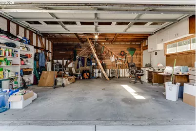 2001 Columbia St, Eugene, OR 97403 - Photo 43