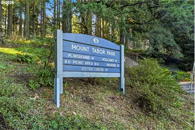 4426 SE Hawthorne Blvd #102, Portland, OR 97215 - Photo 37