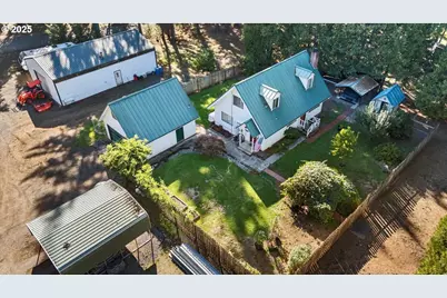 800 Byron Creek Rd, Winston, OR 97496 - Photo 3