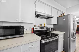 800 Byron Creek Rd, Winston, OR 97496 - Photo 25