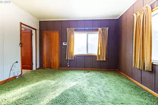 1425 Jackson Ave, La Grande, OR 97850 - Photo 9