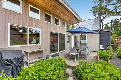 437 4th St N, Manzanita, OR 97130 - Photo 33