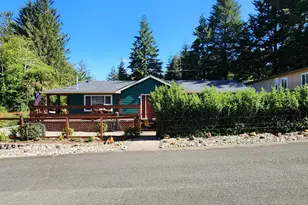 2420 Jefferson St, Port Orford, OR 97465 - Photo 5