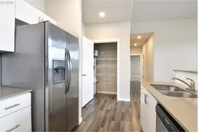 17181 SW Snowdale St #301, Beaverton, OR 97007 - Photo 11