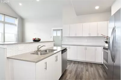 17181 SW Snowdale St #301, Beaverton, OR 97007 - Photo 9