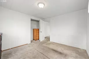 1995 J St, Springfield, OR 97477 - Photo 21