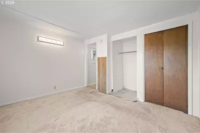 1995 J St, Springfield, OR 97477 - Photo 17