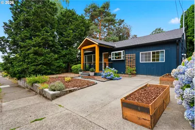 2057 SE 72nd Ave, Portland, OR 97215 - Photo 3