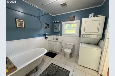 90988 Angels Flight Rd, Walterville, OR 97489 - Photo 25