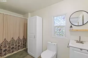 390 S 7th St, Saint Helens, OR 97051 - Photo 15