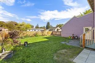 390 S 7th St, Saint Helens, OR 97051 - Photo 23