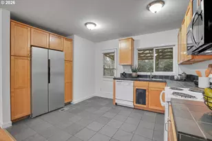 5941 SW Nebraska St, Portland, OR 97221 - Photo 11