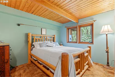 57206 E Marmot Rd, Sandy, OR 97055 - Photo 15