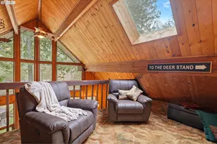 57206 E Marmot Rd, Sandy, OR 97055 - Photo 13