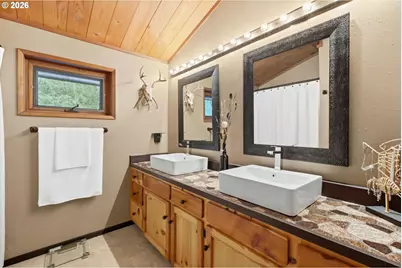 57206 E Marmot Rd, Sandy, OR 97055 - Photo 15