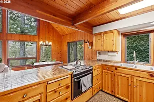 57206 E Marmot Rd, Sandy, OR 97055 - Photo 9