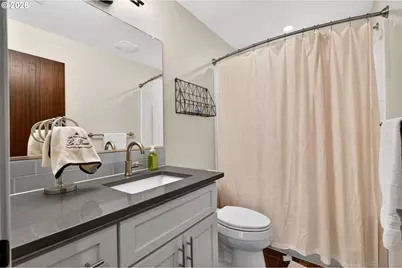 1878 SE Jasmine Pl, Gresham, OR 97080 - Photo 37