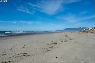 108 N 3rd Ave, Rockaway Beach, OR 97136 - Photo 39