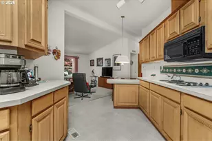 1655 S Elm St, Canby, OR 97013 - Photo 15