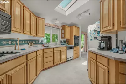 1655 S Elm St #500, Canby, OR 97013 - Photo 11