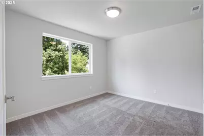 15143 E Burnside St, Portland, OR 97233 - Photo 13