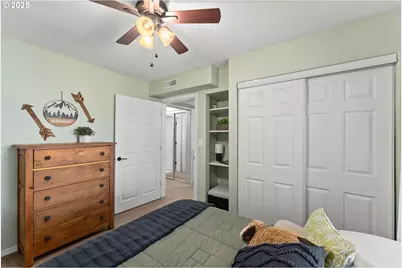 2104 NW Calkins Ave, Roseburg, OR 97471 - Photo 21