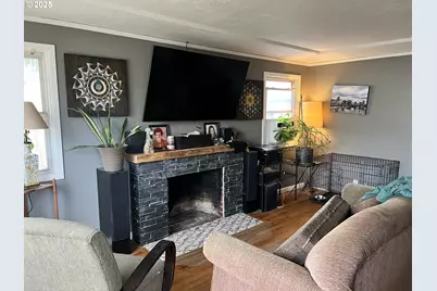 11226 SE Bush St, Portland, OR 97266 - Photo 3