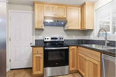 4432 Hawthorne Ave, Eugene, OR 97402 - Photo 11