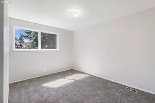 17090 SE Pine Cone Ln, Milwaukie, OR 97267 - Photo 25