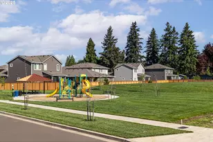 15217 S E Towers Ter, Milwaukie, OR 97267 - Photo 33