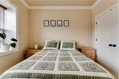 2251 Comstock Ave, Eugene, OR 97408 - Photo 7