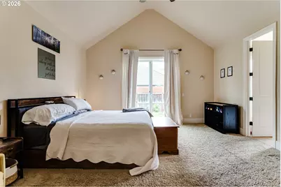 2251 Comstock Ave, Eugene, OR 97408 - Photo 23